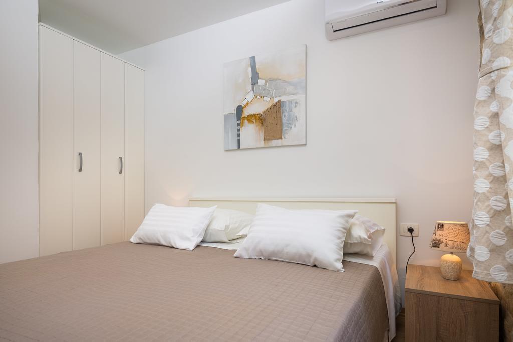 Cindro Apartment With Terrace Split Exterior foto